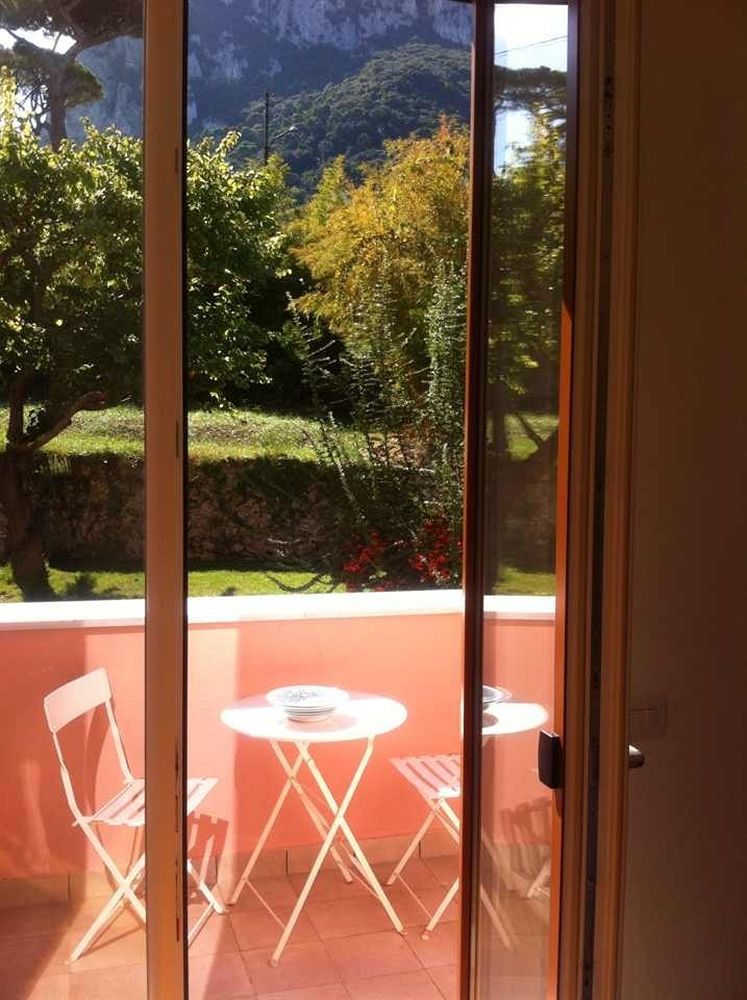 Capri Inn Eksteriør billede