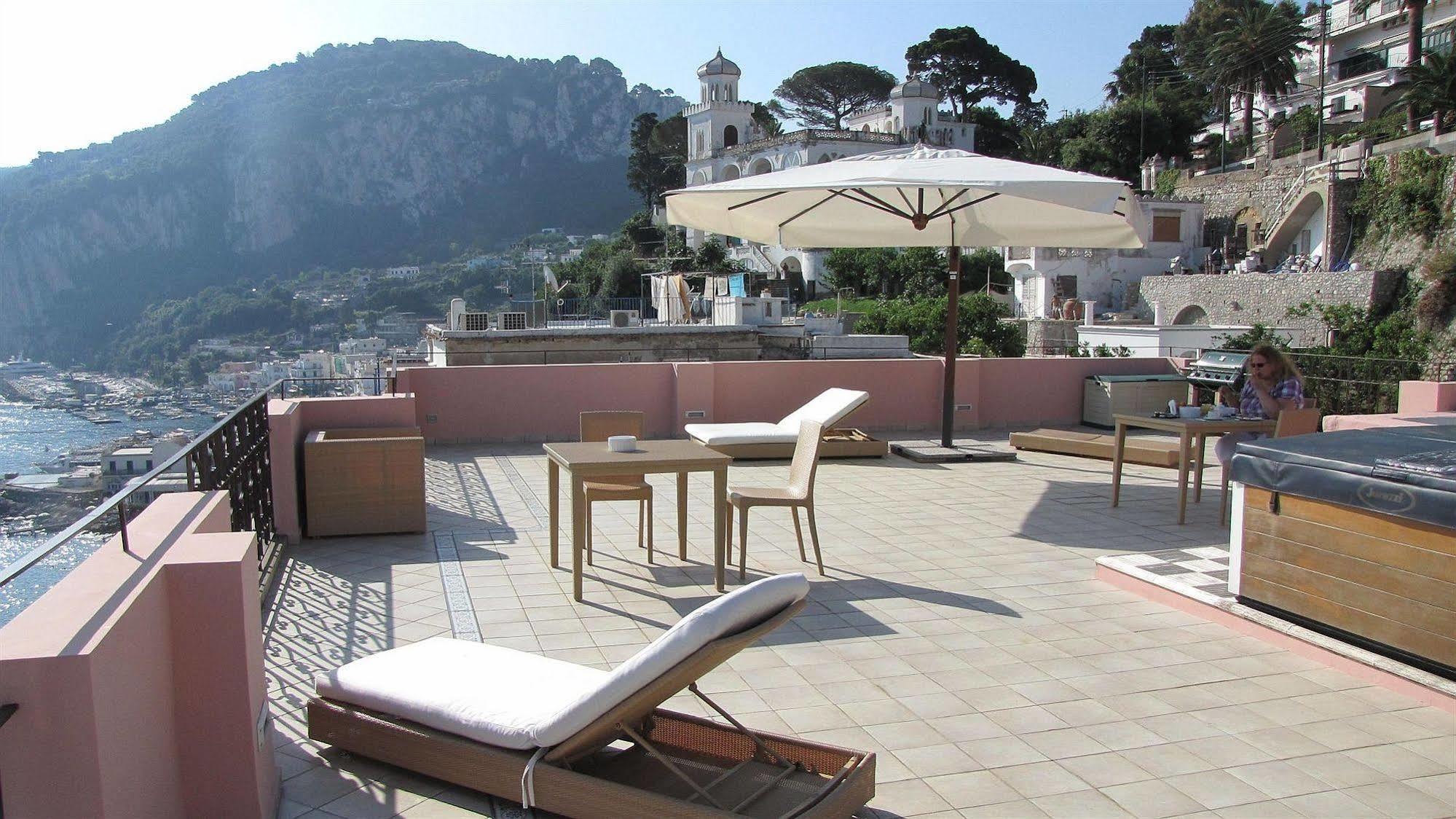 Capri Inn Eksteriør billede